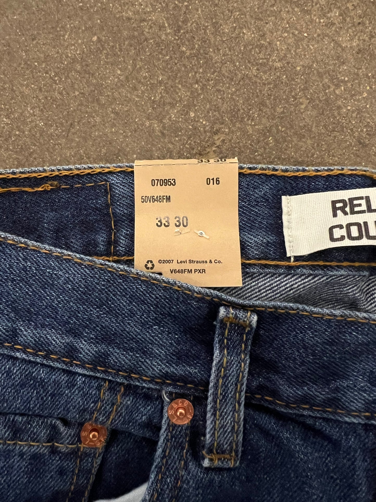 2007 Levi’s 550 Relaxed Fit Denim Jeans - 33