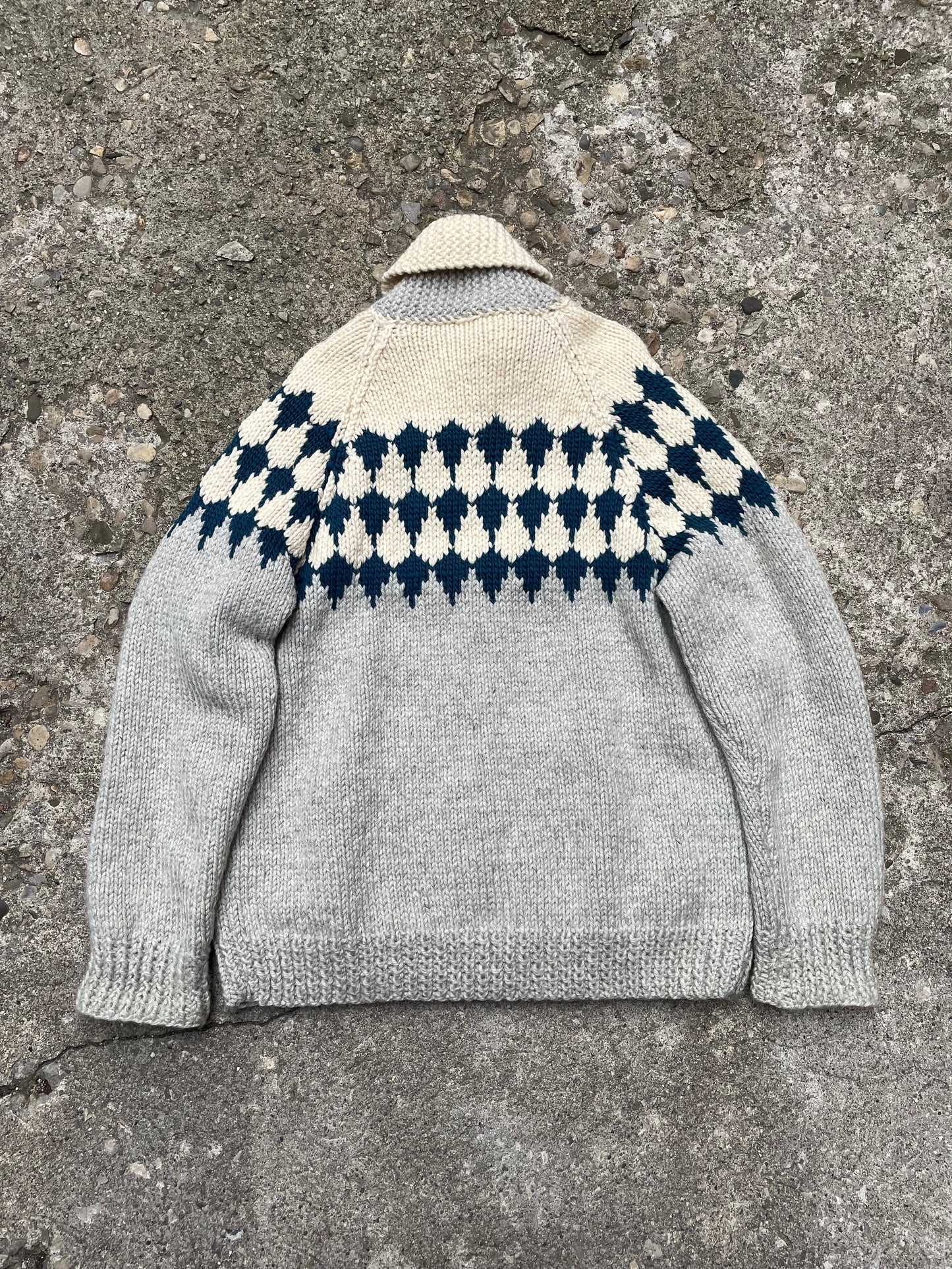 1980's Diamond Patterned Cowichan Knit Sweater - L