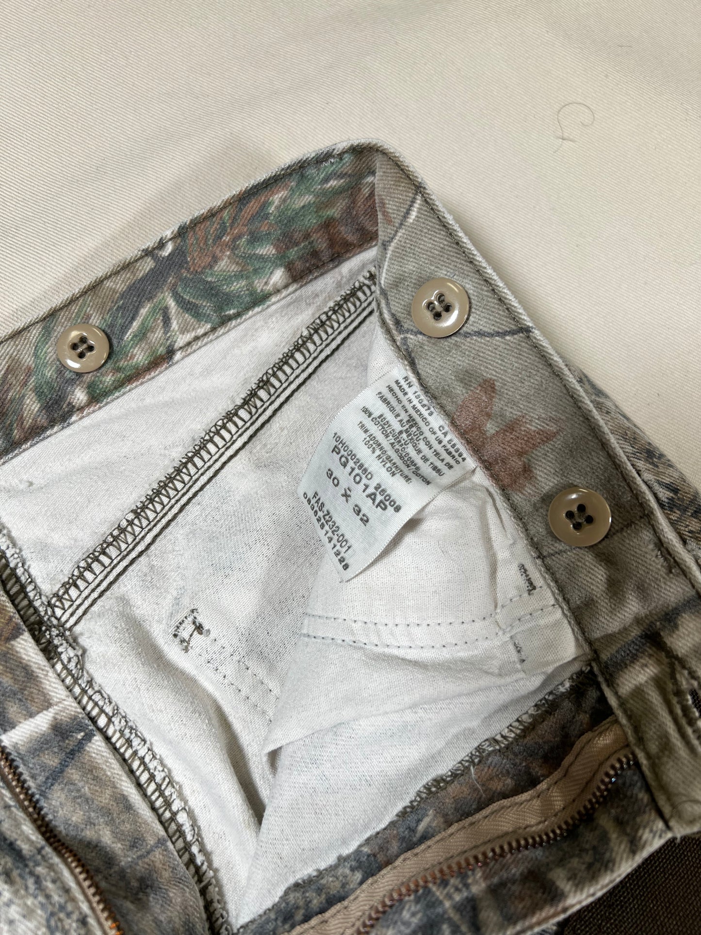 2000's Wrangler Realtree Camo Double Knee Pants - 30