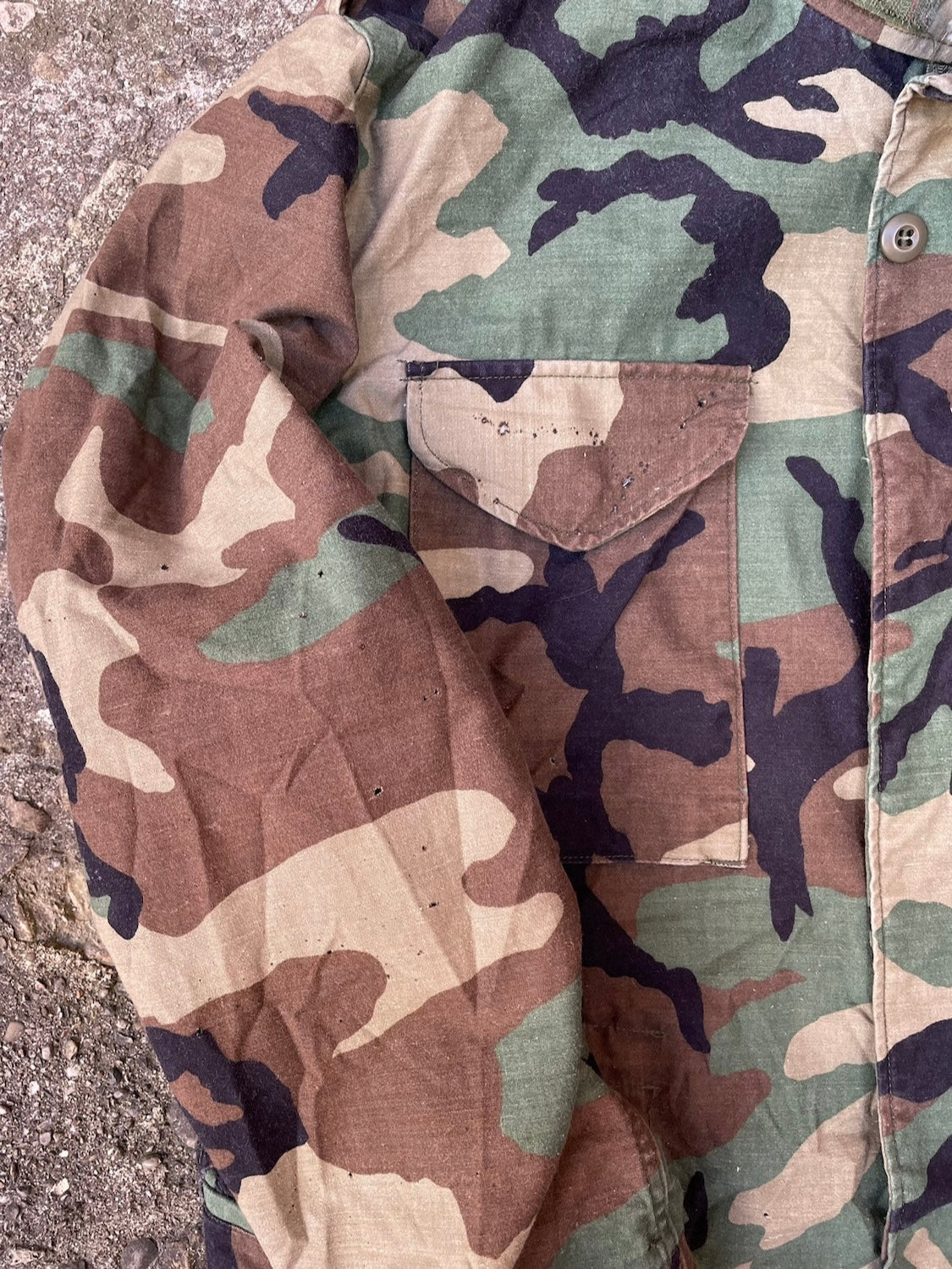 1990's US Military Woodland Camo M65 Cold Weather Field Jacket - L