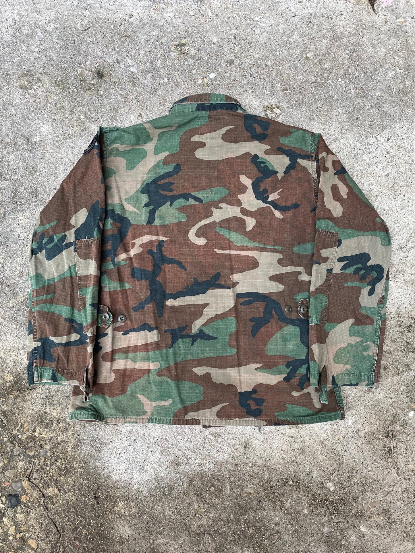 1990's/2000's U.S. Army Woodland Camo Field Jacket - XL