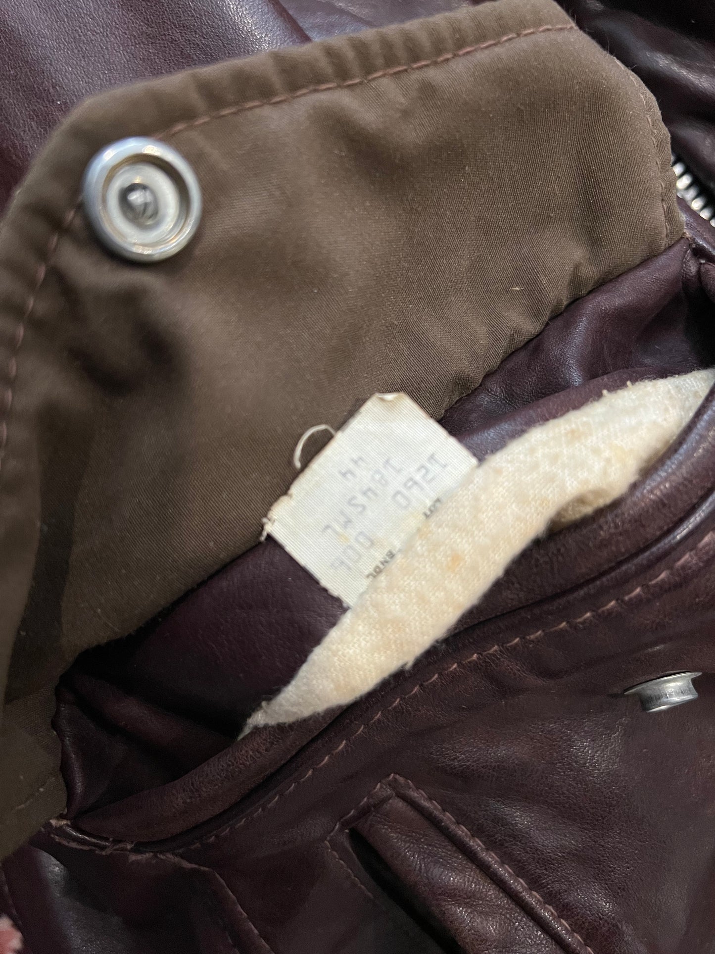 1980's Schott I-S-674-M-S Leather Flight Jacket - 44/L