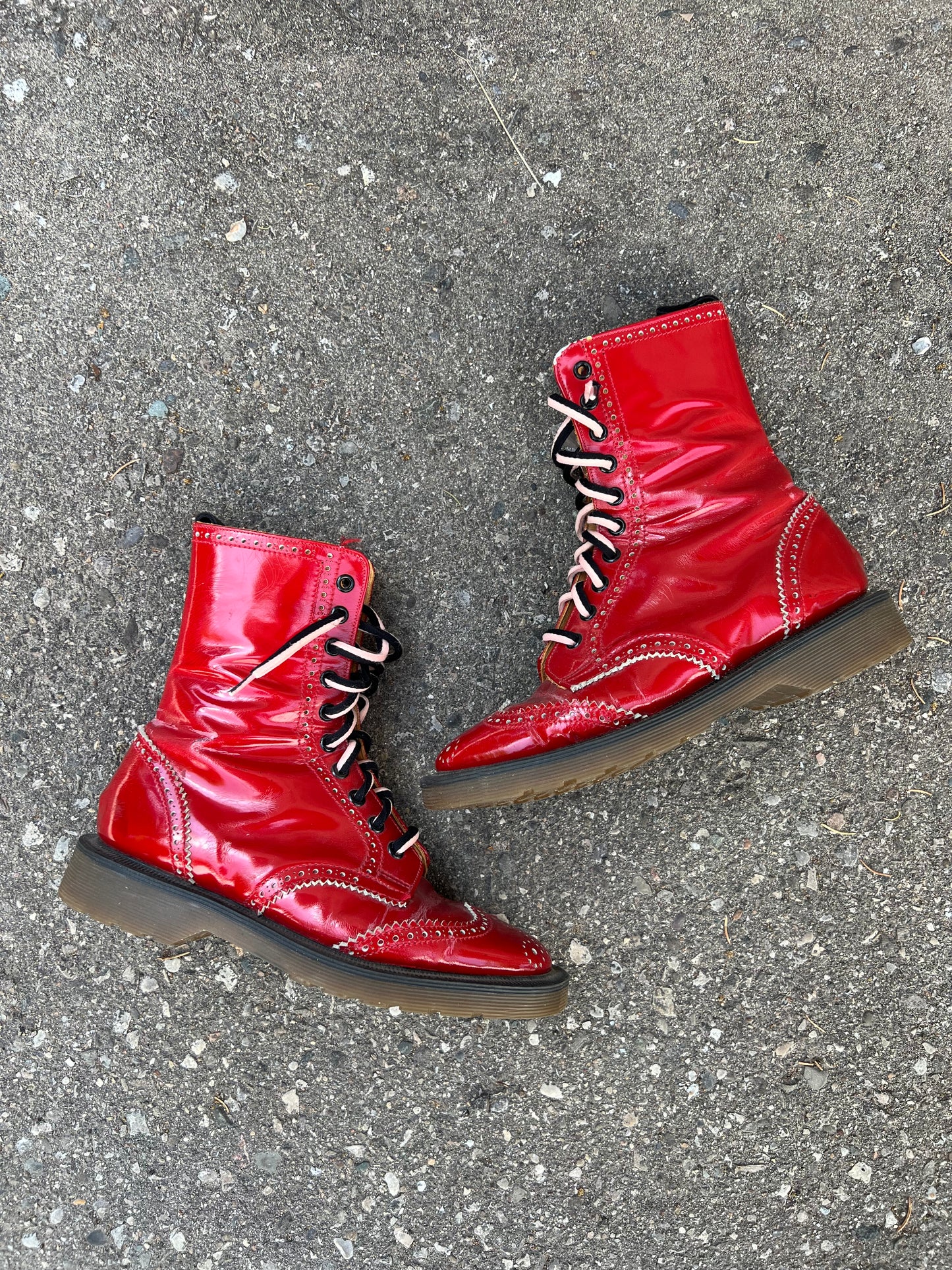 1980's/1990's Doc Martens 5729 Red Patent Leather Wingtip Derby Boots - Women's 7.5
