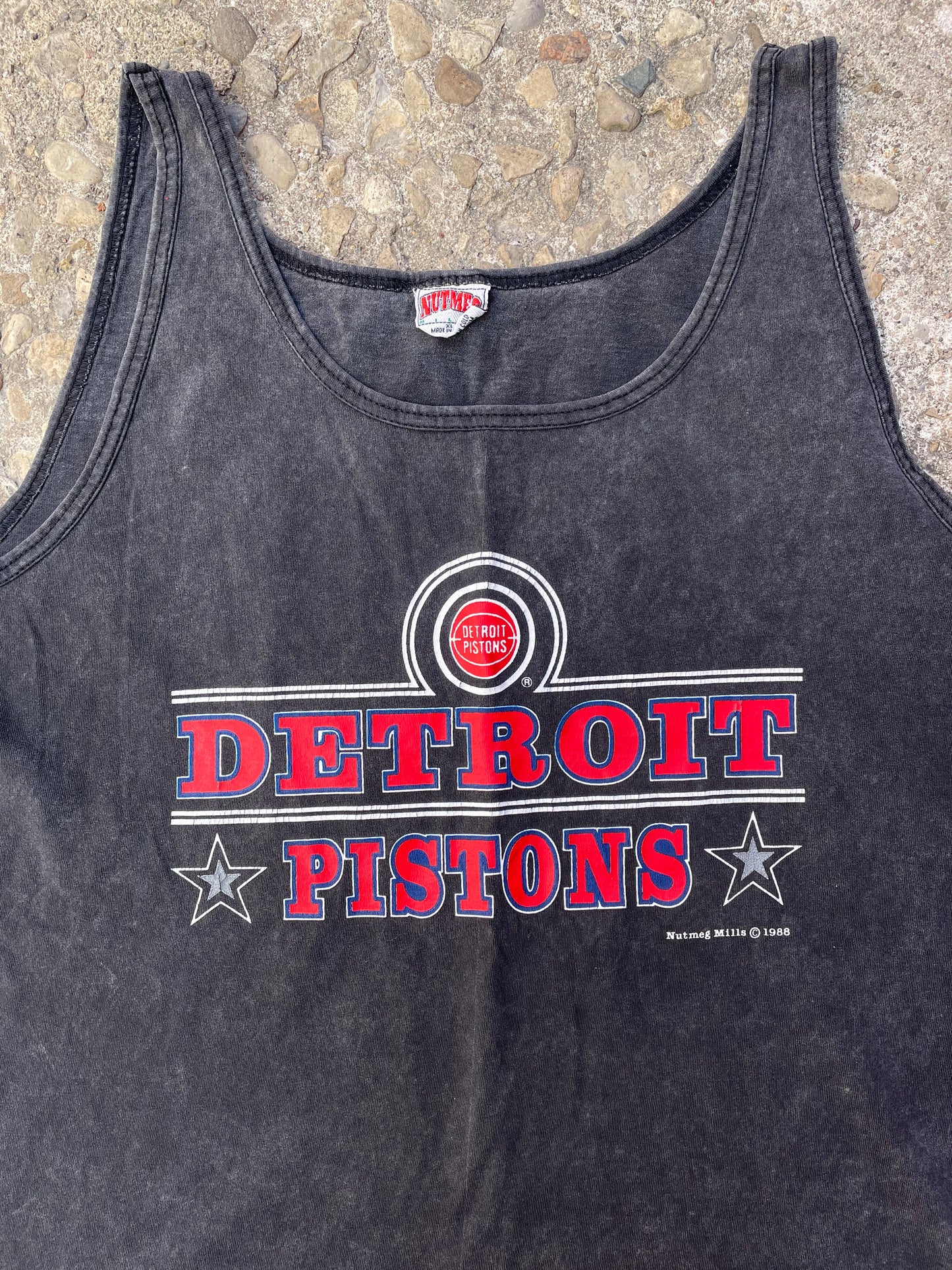1988 Nutmeg Mills Detroit Pistons Graphic Sleeveless T-Shirt - XL