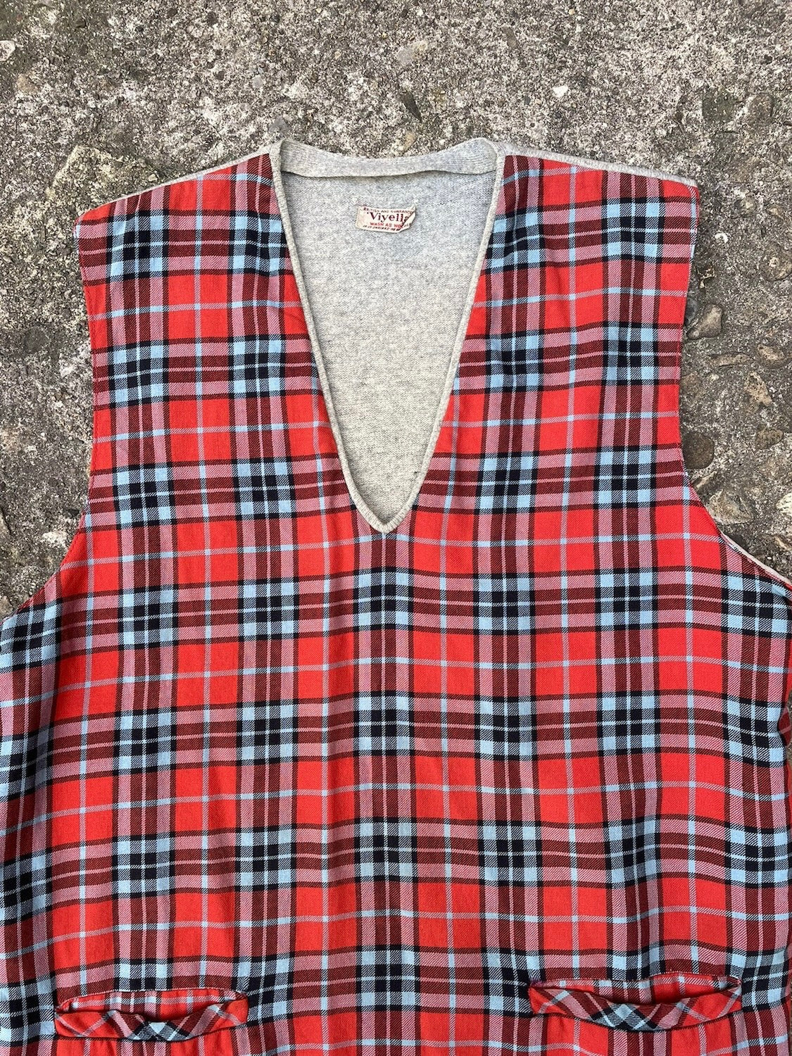 1940's/1950's Viyella Wool/Plaid Sweater Vest - L