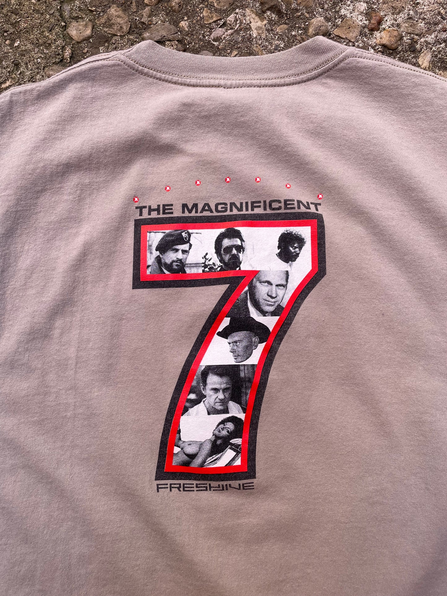 1990's Freshjive 'The Magnificent 7' Graphic T-Shirt - XL