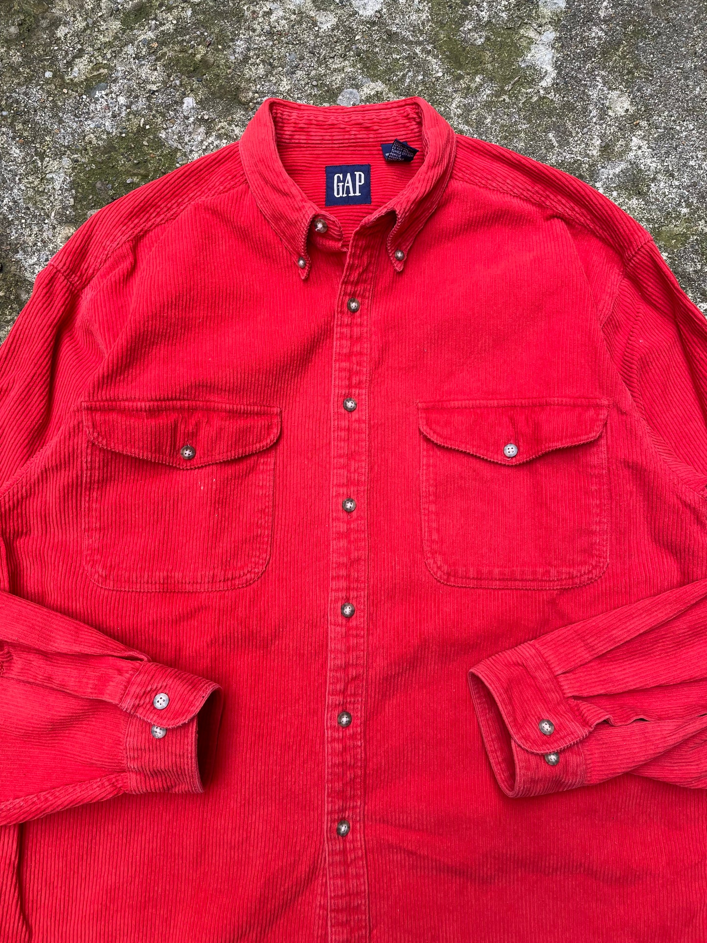 1990's/2000's Gap Corduroy Button Up Shirt - L