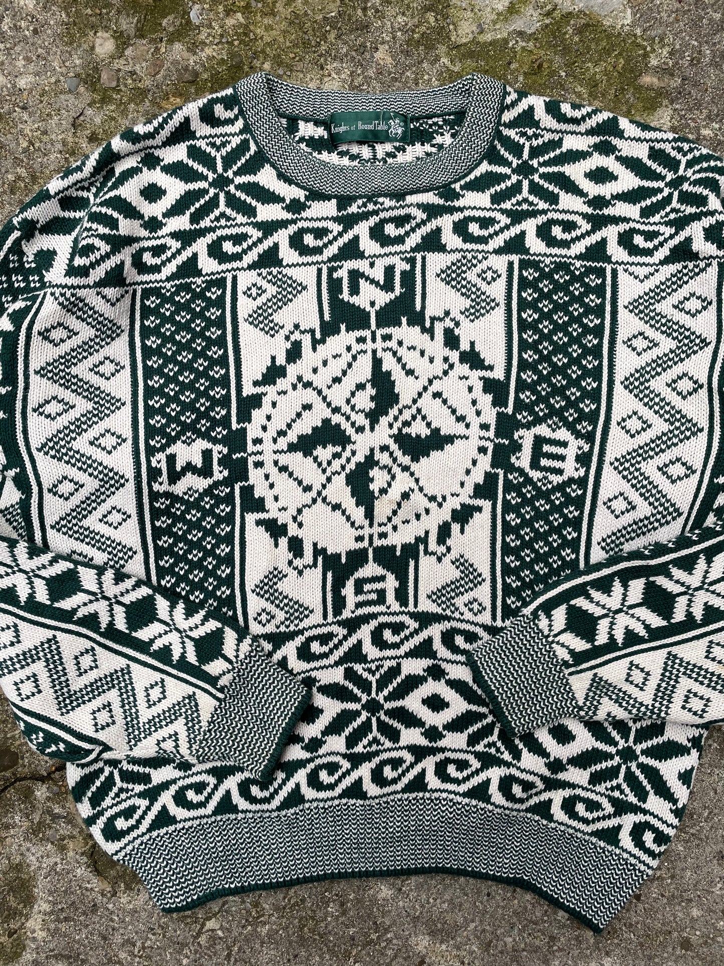 1990's Knights of the Round Table Compass Patterned Knit Sweater - L