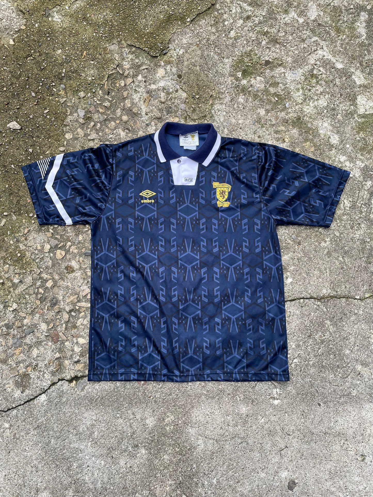 1991-1994 Umbro Scotland Football Association Soccer/Futbol Jersey/Kit - L