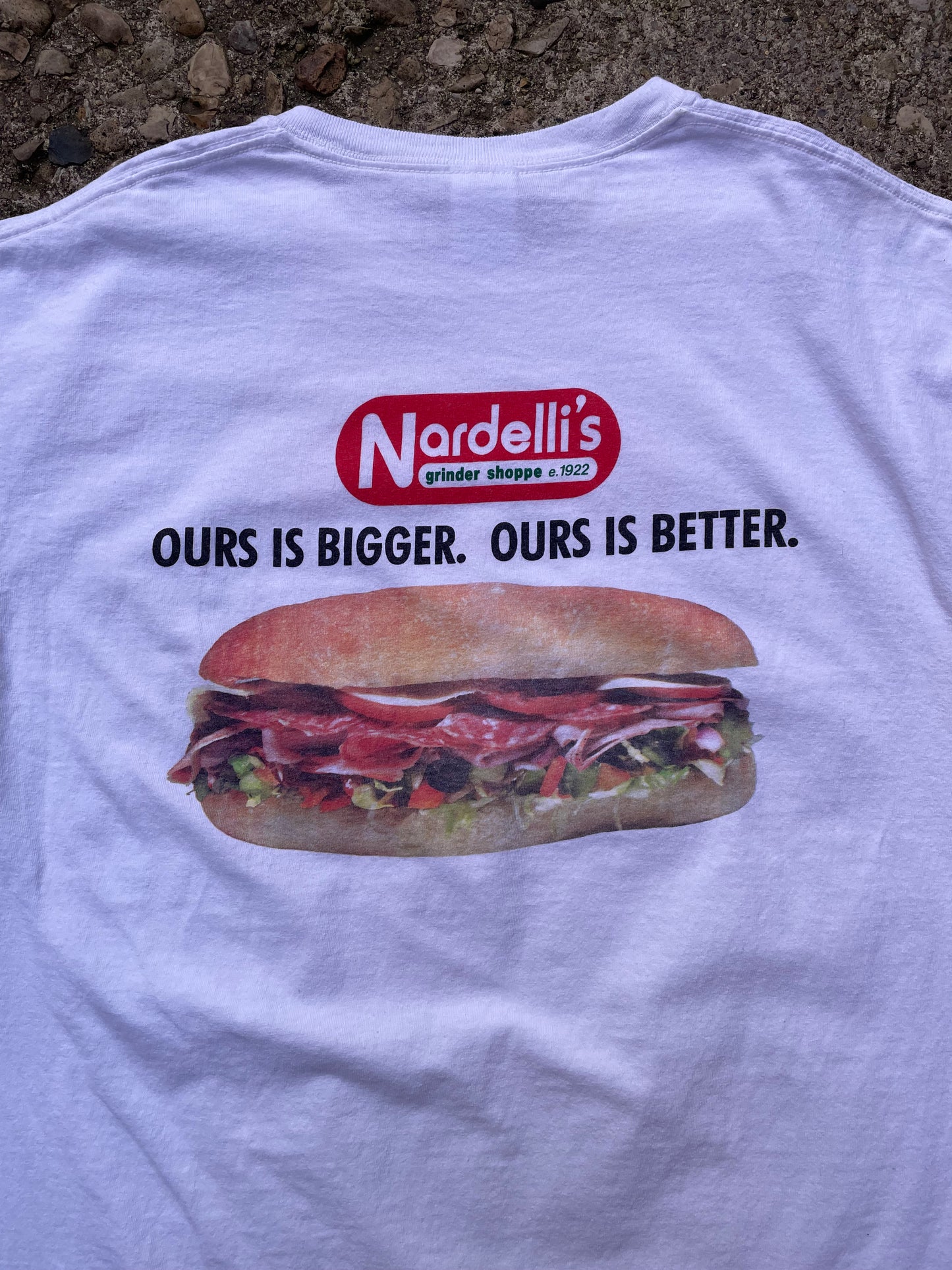 2000's Nardelli's Grinder Shoppe Graphic T-Shirt - L