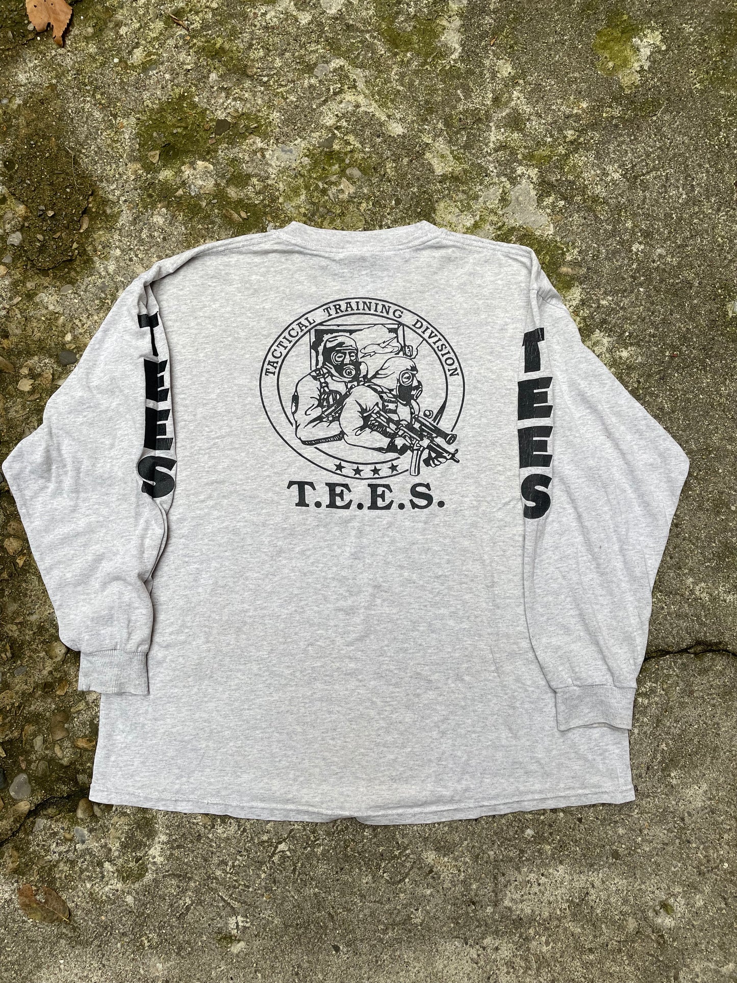 1990's/2000's T.E.E.S. Tactical Training Division Graphic Long Sleeve T-Shirt - XL