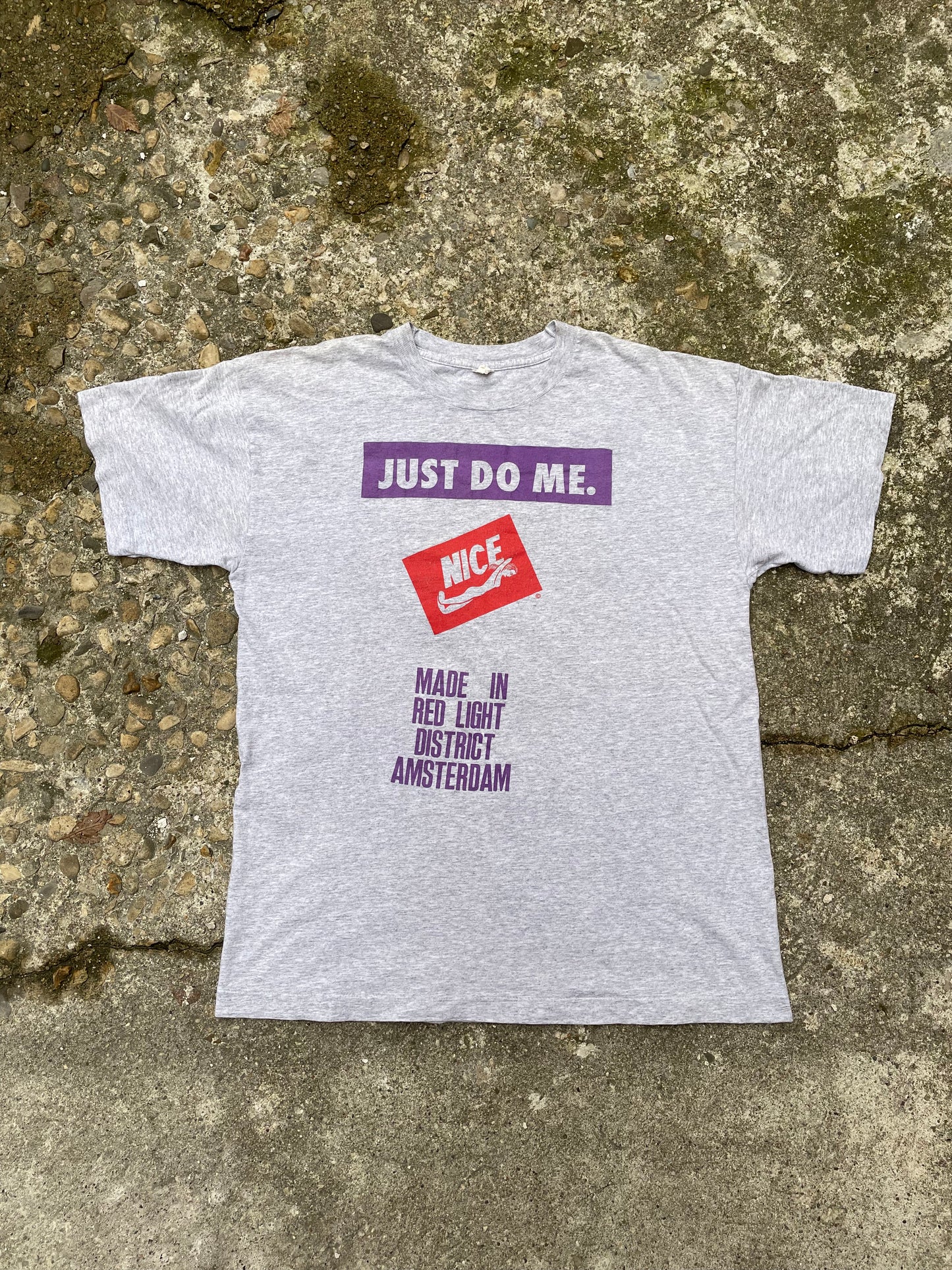 1980's/1990's 'Just Do Me' Graphic T-Shirt - L