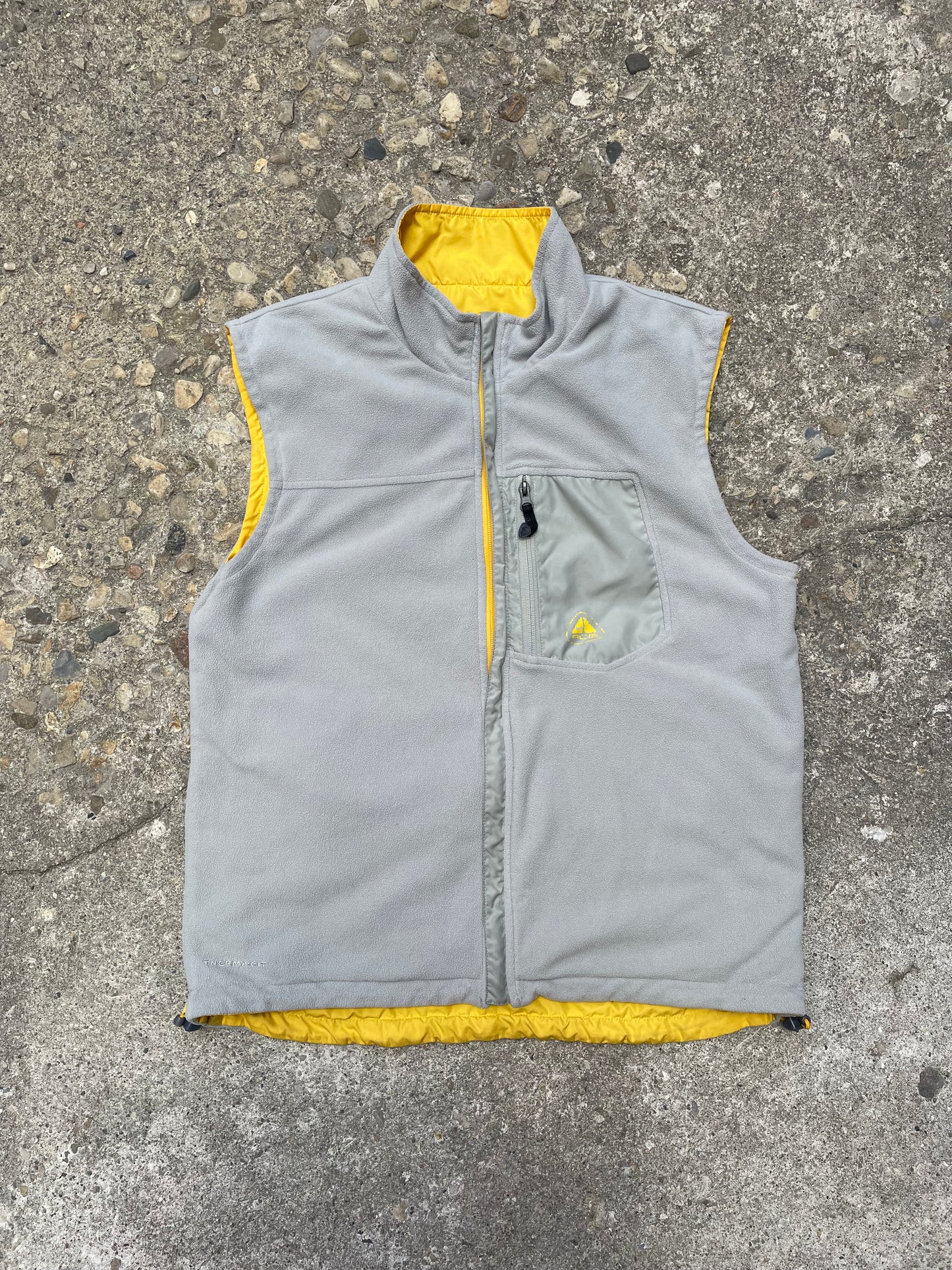 1990's/2000's Nike ACG Reversible Vest - L