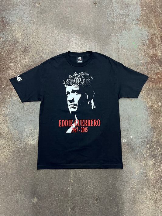 2005 WWE Eddie Guerrero Viva La Raza Memorial T-Shirt - L
