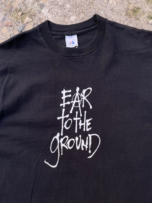 1990's 'Ear to the Ground' CBC Television Graphic T-Shirt - M