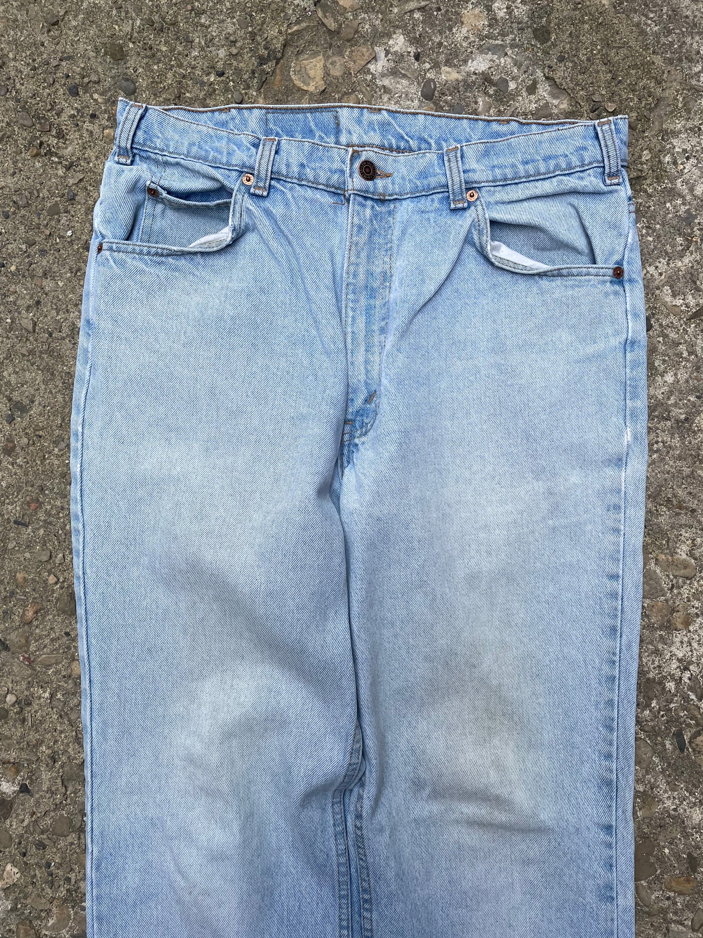 1990's Levi's 619 Orange Tab Light Wash Denim Jeans - 34