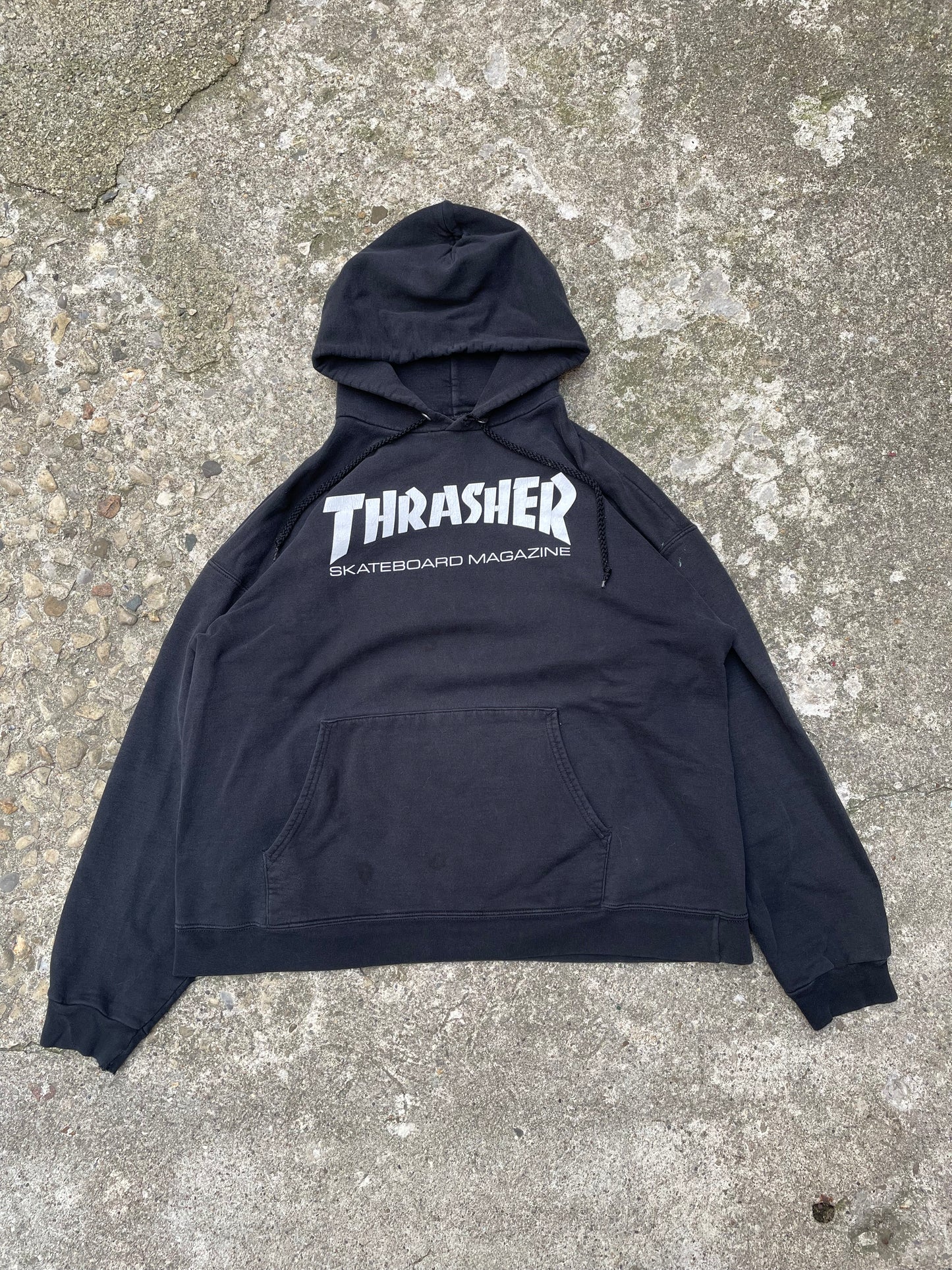 2000's Thrasher Skateboard Magazine Classic Logo Hoodie Sweatshirt - L
