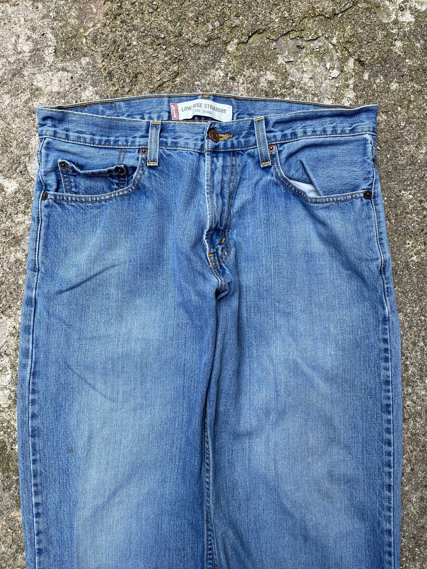 2000's Levi's 529 Straight Leg Denim Jeans - 33