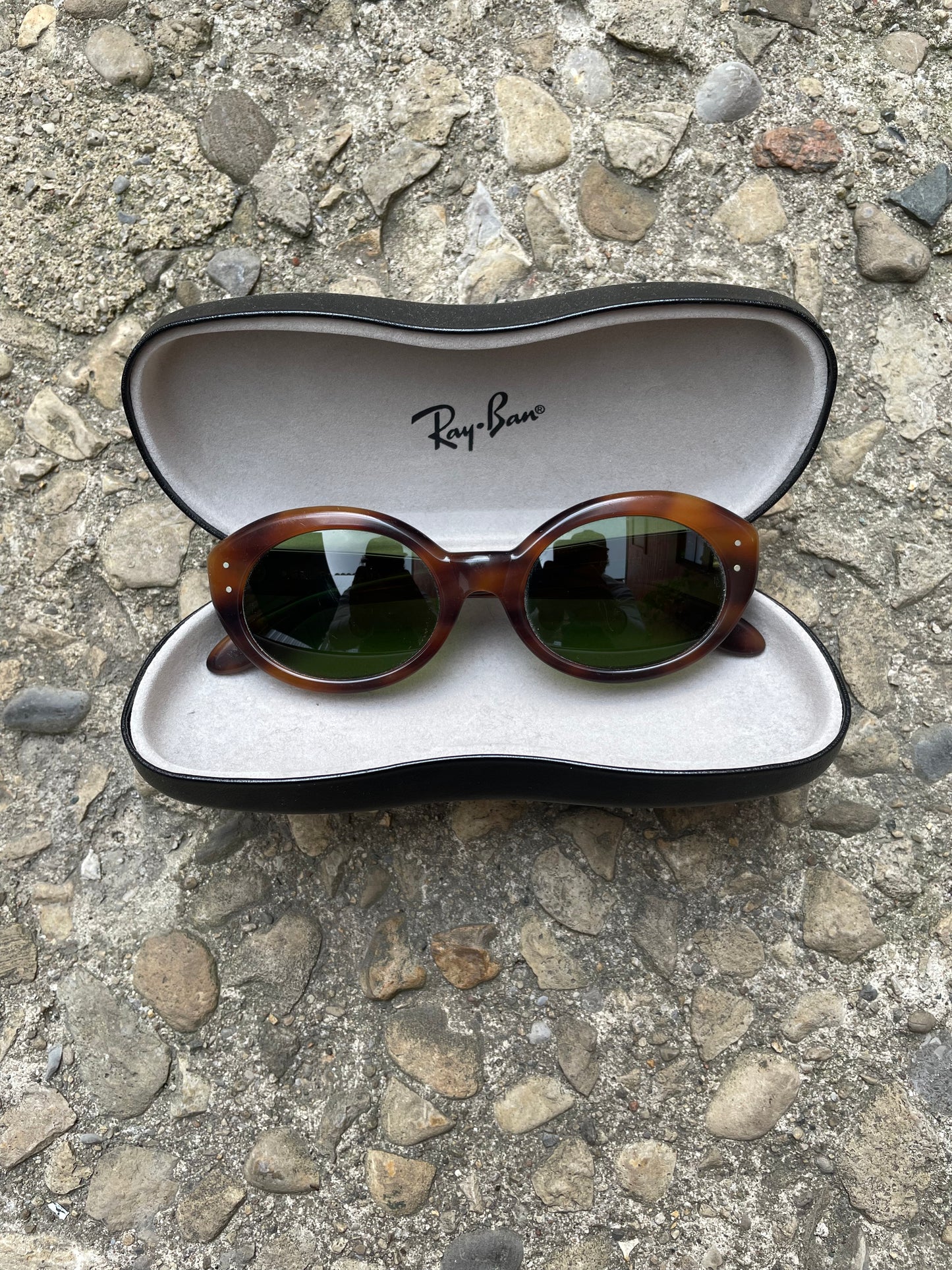 1980's/1990's Ray-Ban W0958 Tortoise Shell Sunglasses