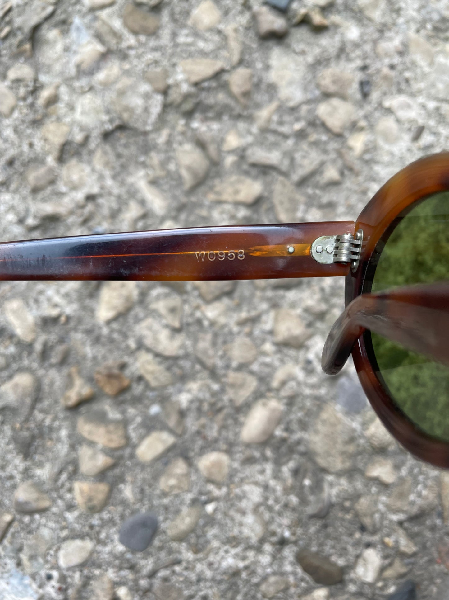 1980's/1990's Ray-Ban W0958 Tortoise Shell Sunglasses