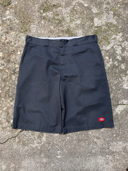 2000's Dickies Loose Fit Grey Work Shorts - 38