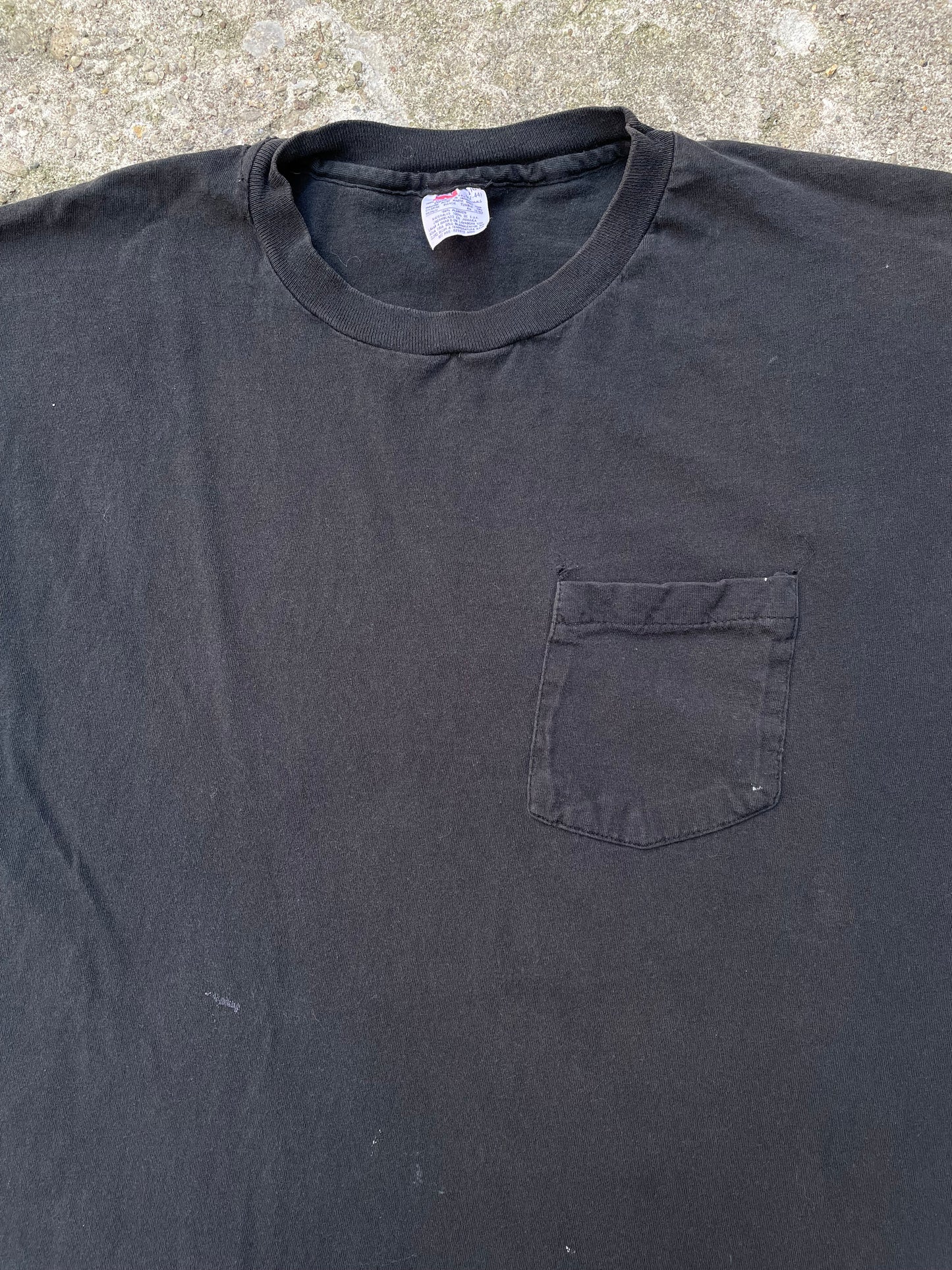 1990's Hanes Faded Blank Black Pocket T-Shirt - L