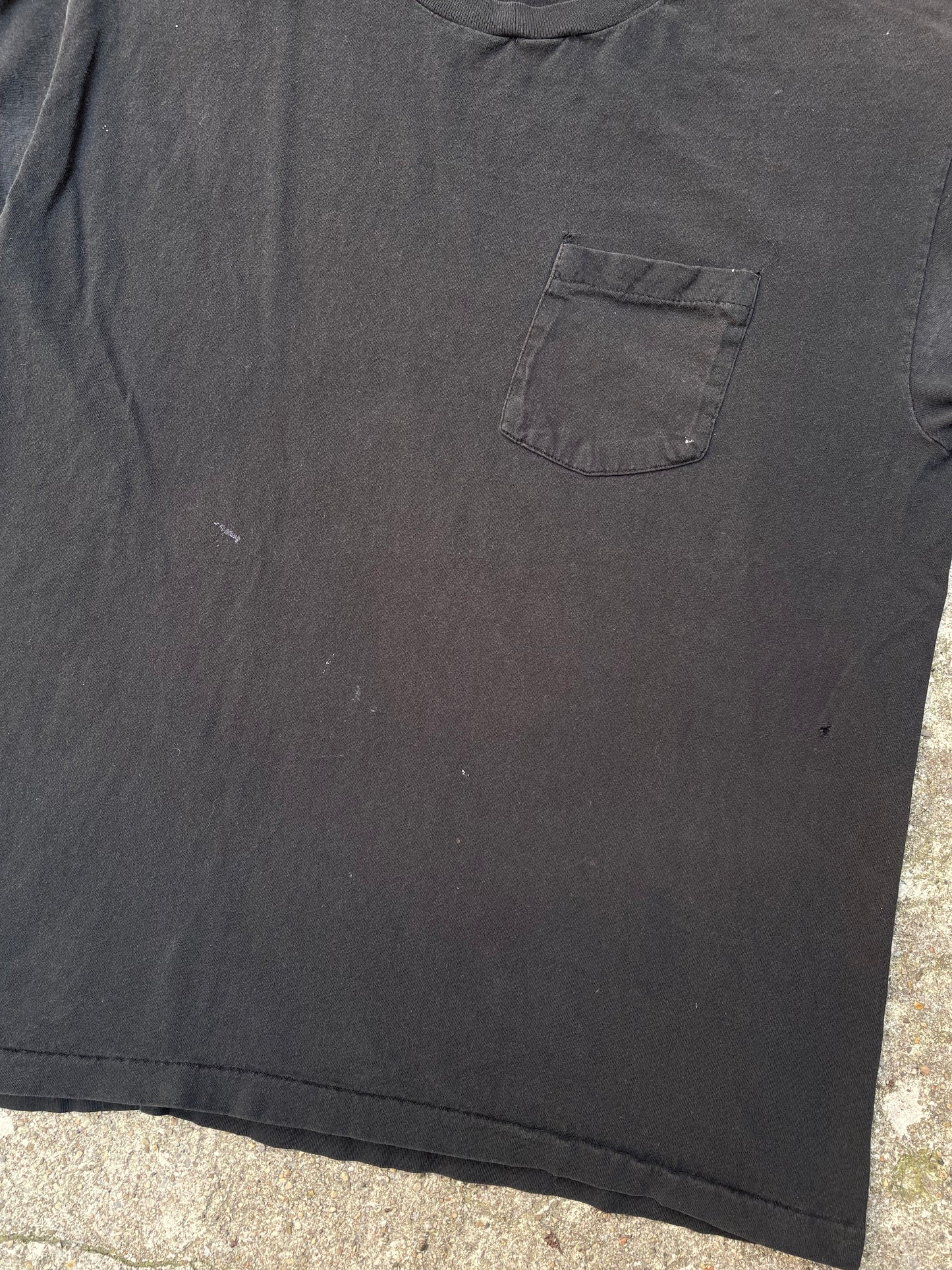 1990's Hanes Faded Blank Black Pocket T-Shirt - L